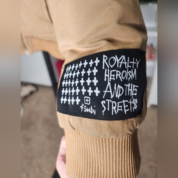 ‼️KSUBI MENS CHARTER BOMBER JACKET  TAN/BROWN SZ M - Picture 14 of 16